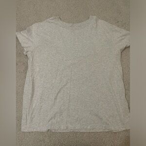 Lululemon T-Shirt